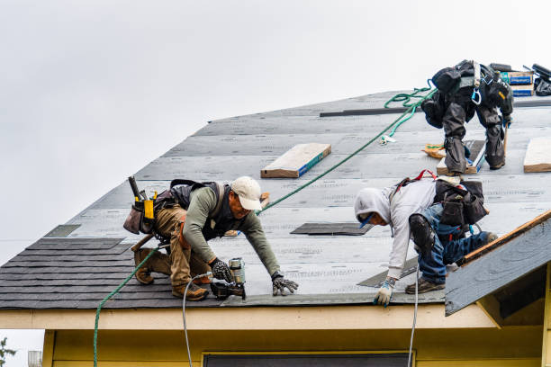 Professional Gutter Installation technician working in Skamokawa, WA